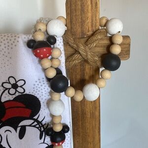 Mickey Wood bead garland with Mickey and Minnie colors